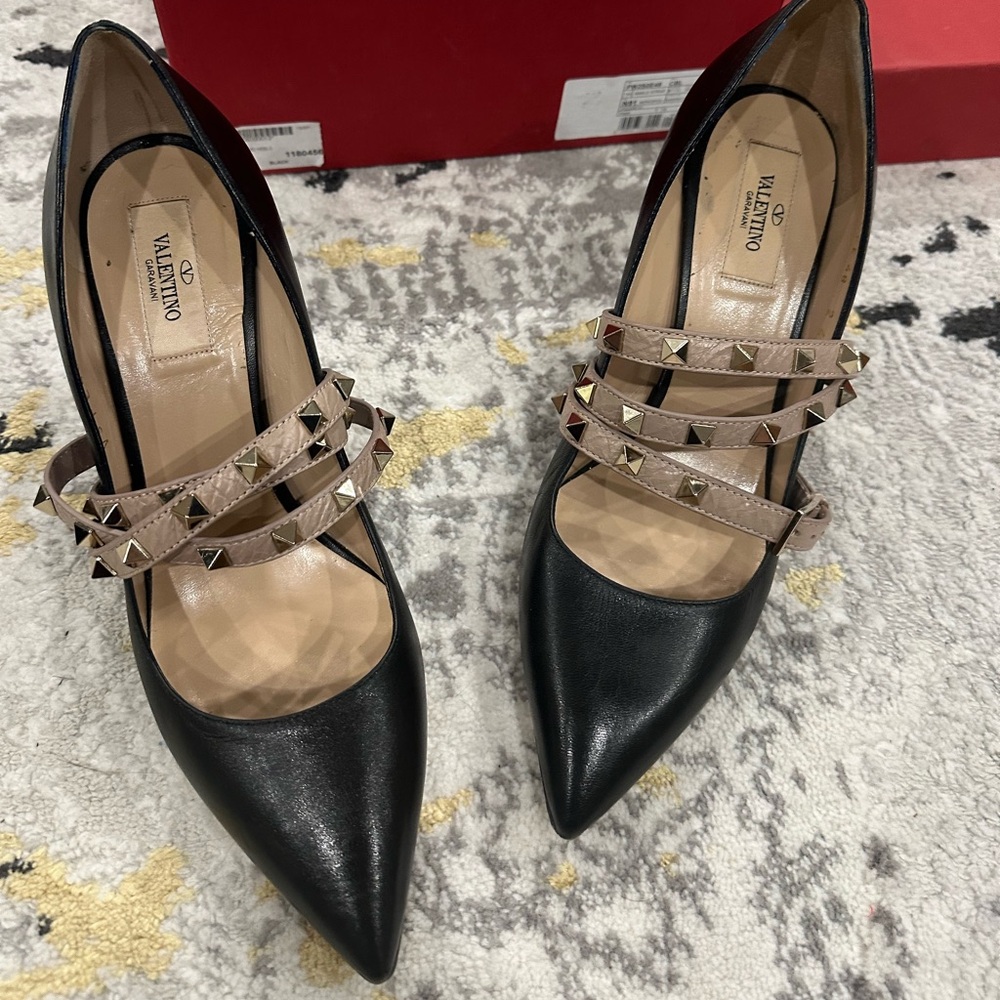Valentino Rockstud heels size 40